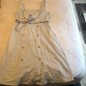 Midi pattern button the dress